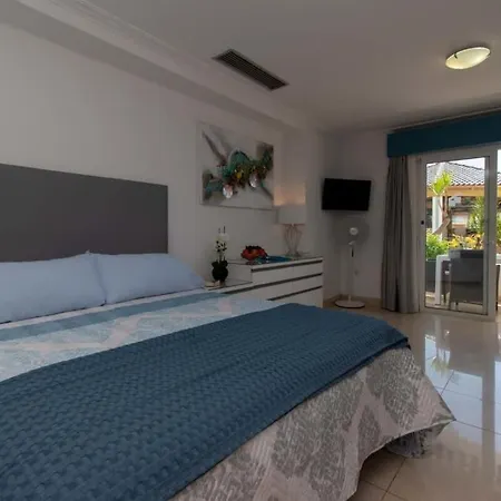 Club Atlantis 141 - * Costa Adeje (Tenerife)